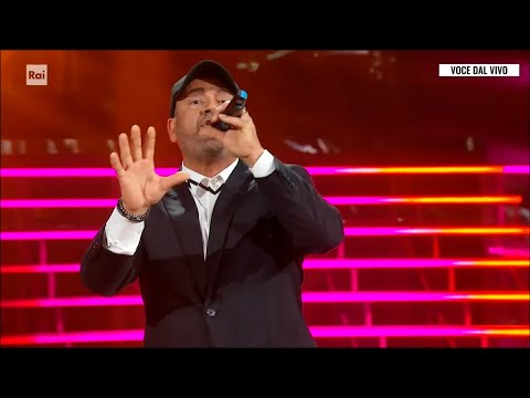 Paolo Gaudino è Eros Ramazzotti - Se bastasse una canzone - Tali e Quali 09/01/2026