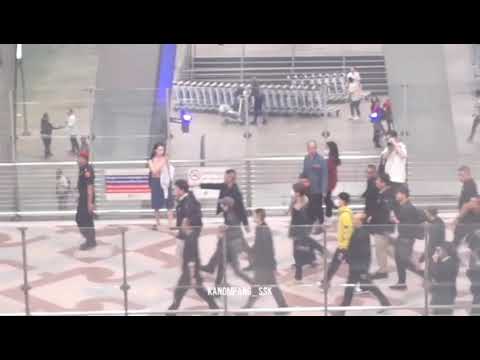 181208 Exo_CBX at Suvarnabhumi Airport bkk #WelcomeEXOCBXtoThailand #Exo #CBX #MAYAMusicFestival