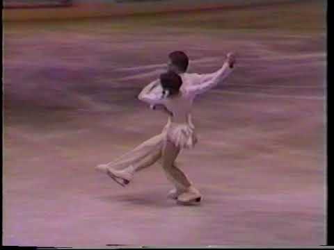 Irina Moiseeva & Andrei Minenkov URS - 1981 World Figure Skating Championships Compulsory Dance 3