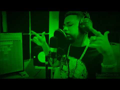 RIP. rochy rd masacre ratón llego el gato ×Mr CHRIS