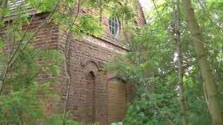 preview picture of video 'Opuszczony kościół w Lisewie (koło Płońska)'