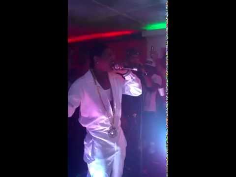 El Soprano ft Omega el Fuerte Burlao..