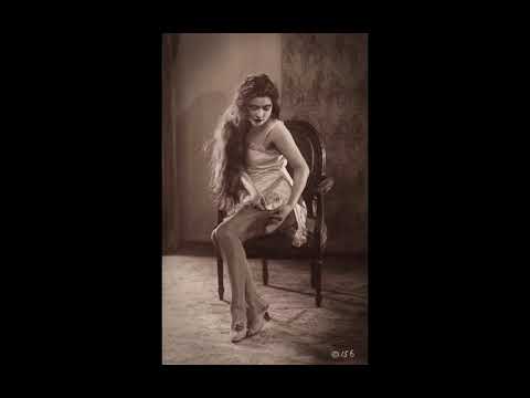 Hoosier Sweetheart - Jean Goldkette & His Orchestra (w Bix Beiderbecke)