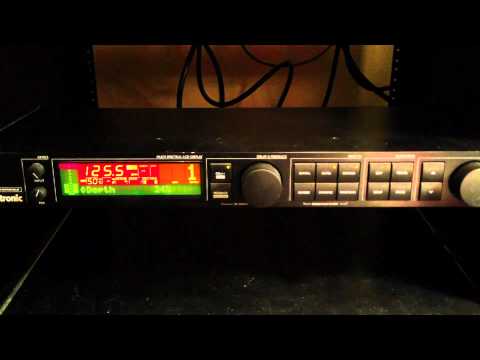 TC Electronic D-Two Digital Multitap Rhythm Delay 2002 - Black image 3