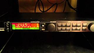 Video thumbnail for Tc Electronic D Two Digital Delay by shnobel