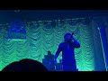 Mutts Don T Heel Tour Leon Thomas Crash Burn