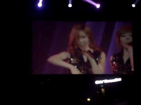 120520 SMTown LA - Taeyeon "Tell Me Your Wish" [Fancam]