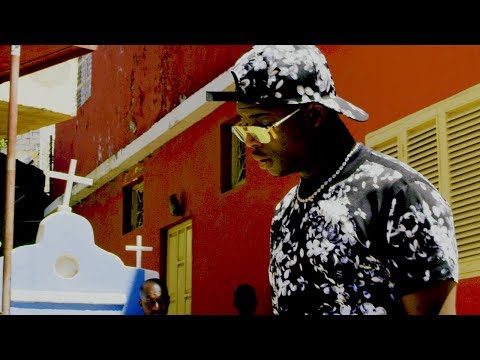 Ninho - Un Poco (Clip officiel)