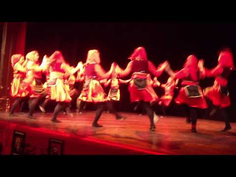Albanian Dance: Rinia Contact - Vallja e Mozaiku