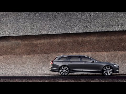 Volvo refreshed the S90 and V90