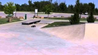 preview picture of video 'First trip to tulsa skatepark. RC bash.'