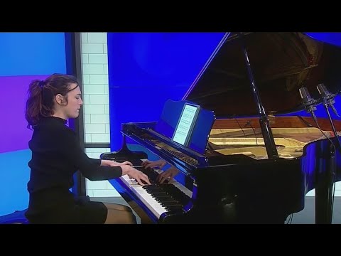 Julliard grad Natalie Nedvetsky performs