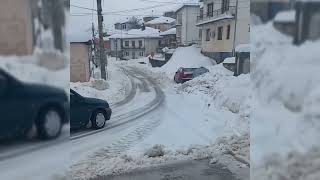 Крушево „затрупано“ во снег – зимска идила но и проблеми за граѓањите