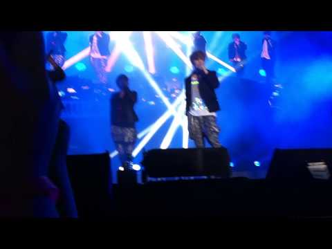 121211 EXO-M - History (Asia Super Showcase)