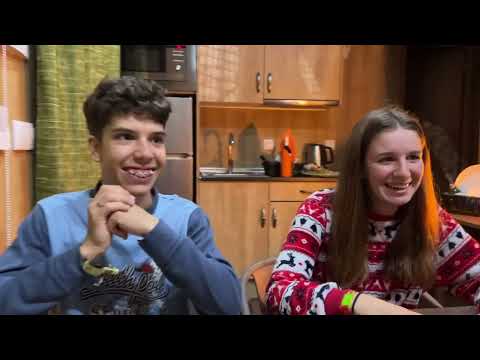 Hipnotizan a Aroa en RESORT de LUJO + Vacaciones  NAVIDEÑAS 🎅 en FAMILIA 👨‍👩‍👧‍👦