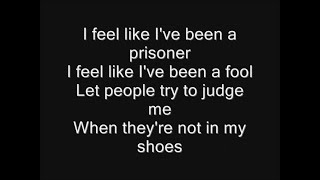 Iron Maiden - I Live My Way Lyrics