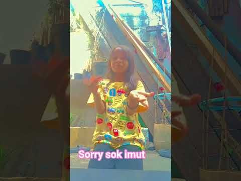 sorry sok imut karna memang gitu gerakan nya 🤭🤟🏻