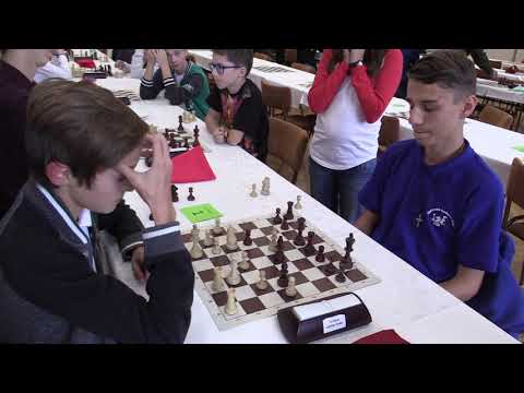 žiaci 7.1. Adam Cedzo - Andrej Hollý 0:1