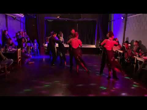 Tus Ojos de Cielo - Lazos de Tango - Multiespacio