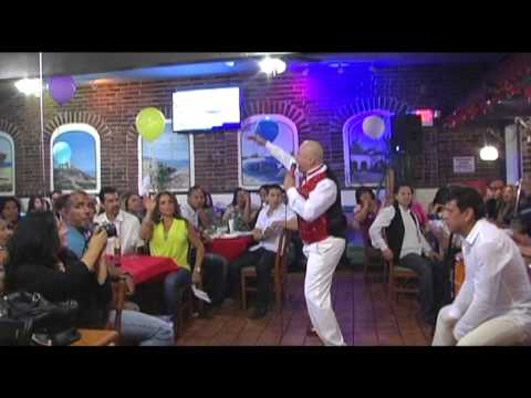 Homenaje a Arturo Zambo Cavero