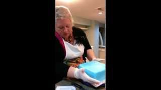 Part 3:  Tiffany &amp; Co jewellery box cake