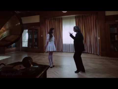 Robert Carlyle is the Dancing Queen 👑