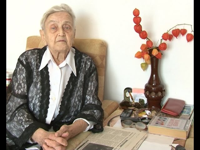 Она знает все