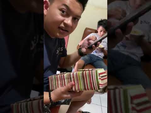 Kado Untuk Bapak🤩