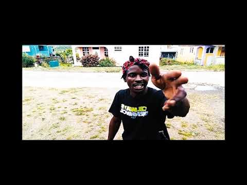 Gyz Smallz - All Under Ur Moda Bed +18 (Sledge Hammer Diss)  Lyrics Below