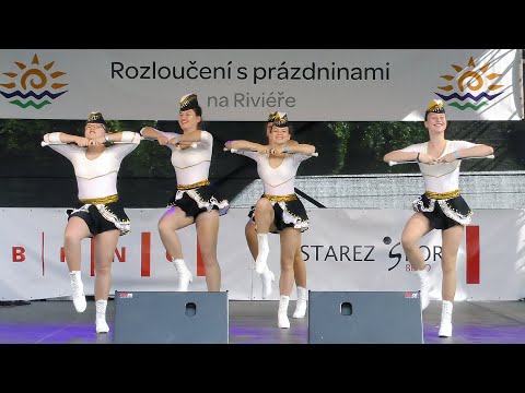 Mažoretky Lady Lassies - baton (4K)