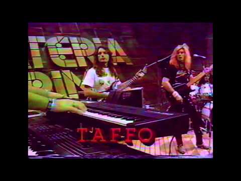 Banda  Taffo  - Olhos de neon - Matéria Prima TV Cultura