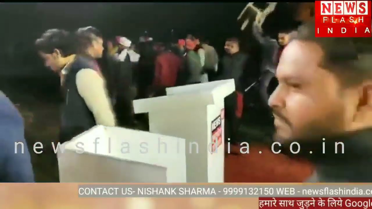 चुनावी बहस में मचा घमासान , लाठी डंडे लेकर भिड़े सपा-कांग्रेस के पहलवान