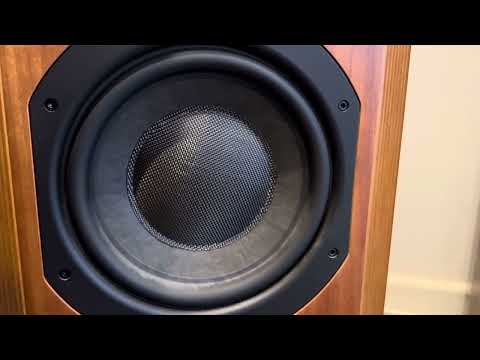 Bowers & Wilkins 802 n bass test mit Darth & Vader - Return Of The Jedi (Interactive Noise Remix) 5