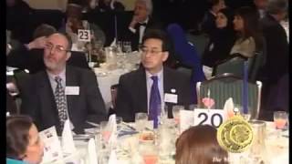 Download lagu Cak Nun & Kiai Kanjeng Memukau banyak penonton (The Muslim News Awards for Excellence 2005) mp3