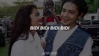 Selena - Bidi Bidi Bom Bom (English lyrics)