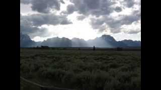 preview picture of video 'Oddities in Yellowstone'
