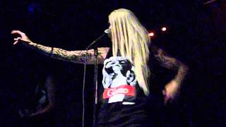 Stitched Up Heart - Never Alone (Live)