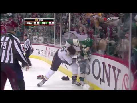 George Parros vs Derek Boogaard Dec 4, 2009