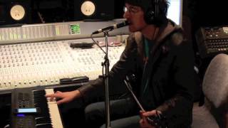 Starfish and Coffee - Travis Humbert (Prince one-man-band cover)