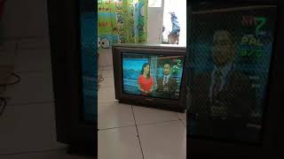 Download lagu Service tv banyak semutnya mp3
