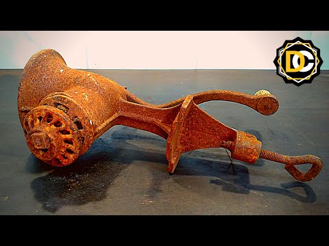 Extreme Rusted Antique Brazilian Meat Grinder - Restoration | Workshop DC