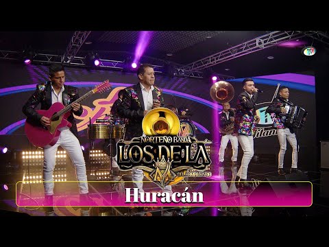 Los de la M del Compa Mario - Huracán