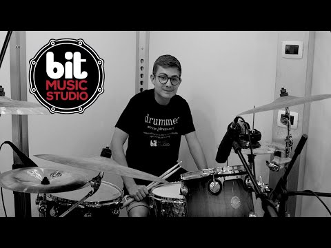 BIT MUSIC STUDIO Riccardo Vollaro - RED HOT CHILI PEPPERS Give It Away