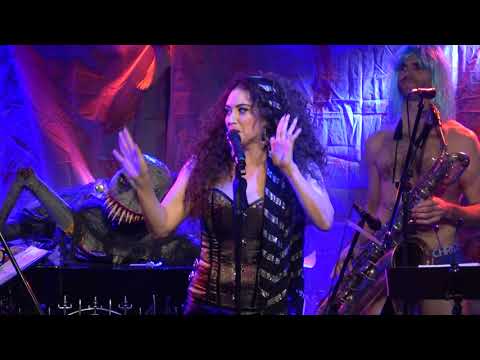 The Skivvies and Lesli Margherita - Gypsies, Tramps & Thieves Medley