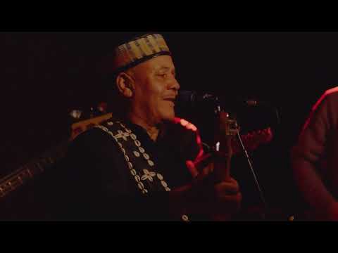 Waaju feat. Majid Bekkas - "Fangara" Live in Ellen’s at The House of KOKO