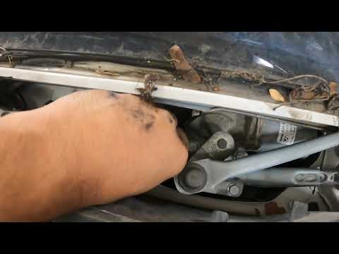 2011 BMW 328I WIPER ASSEMBLY REPLACEMENT