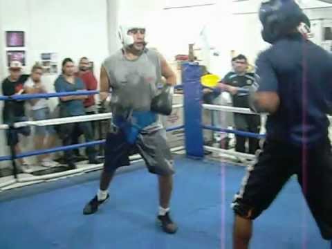 2- "MOJARRA" VALORI  Vs  LA "BESTIA" MACIEL........ASOCIACIÓN DE BOXEO NORTE
