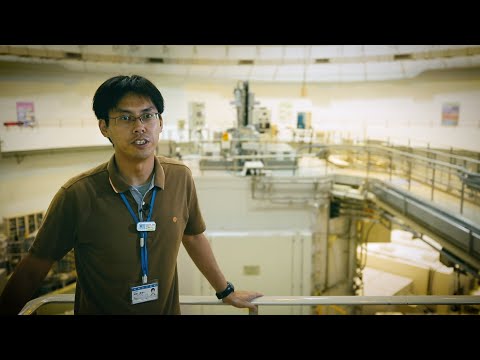 Demystifying the atomic movements occurring in 1/10,000,000 of a second