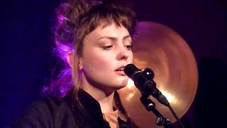 Angel Olsen - Windows (29.04.18) // @ Kerk Sint-Denijs - In Heaven