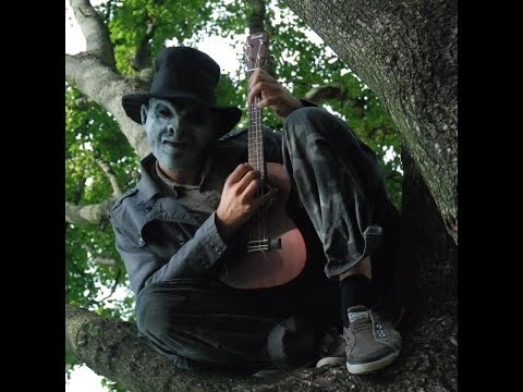 Art Abscons - Travelling With Ukulele - Galatea ( Externsteine, Ger )